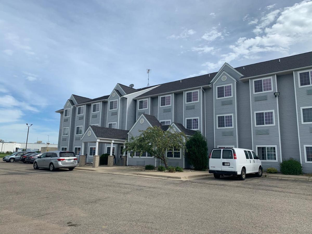 Quality Inn Owatonna Near Medical Center Екстериор снимка