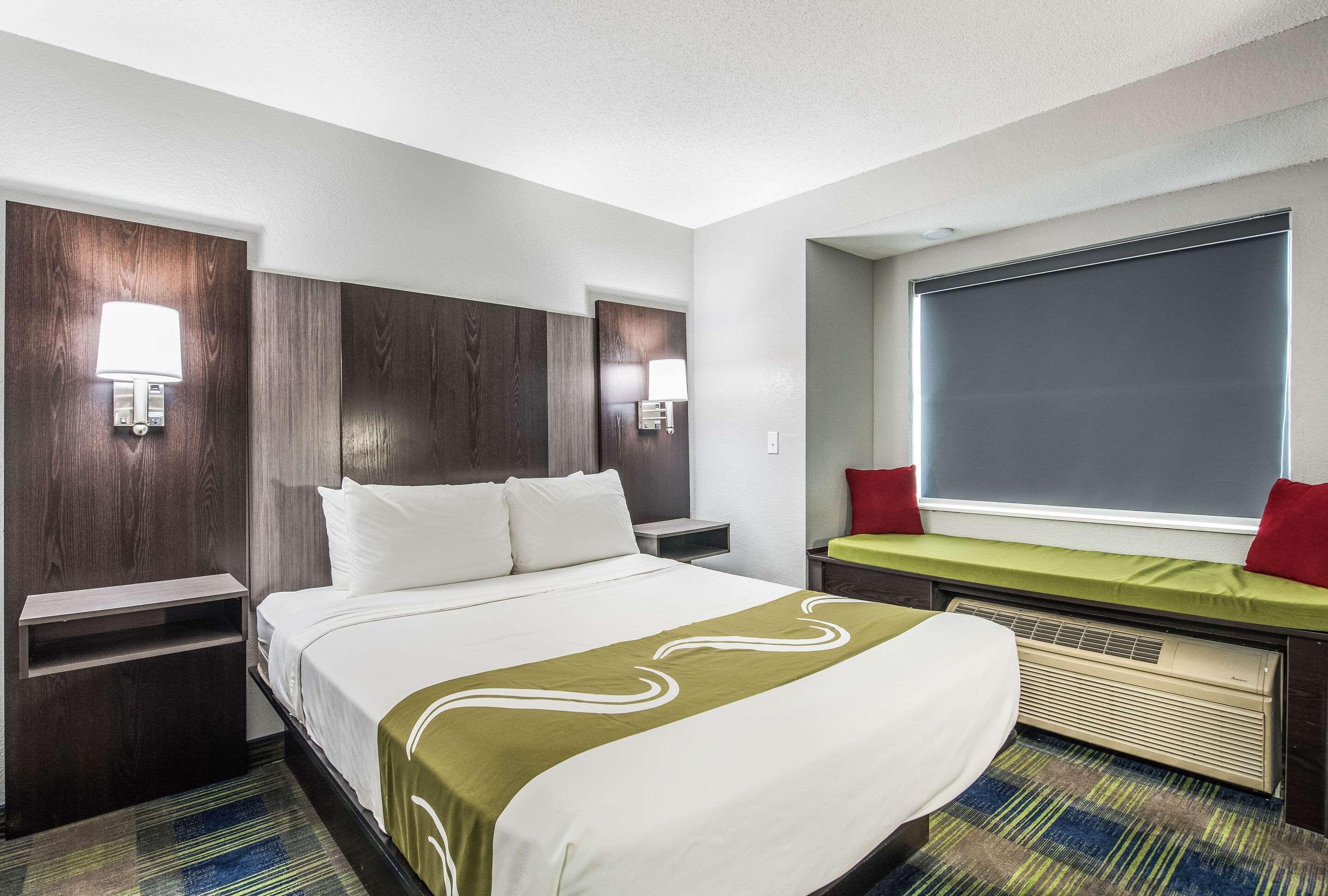Quality Inn Owatonna Near Medical Center Екстериор снимка