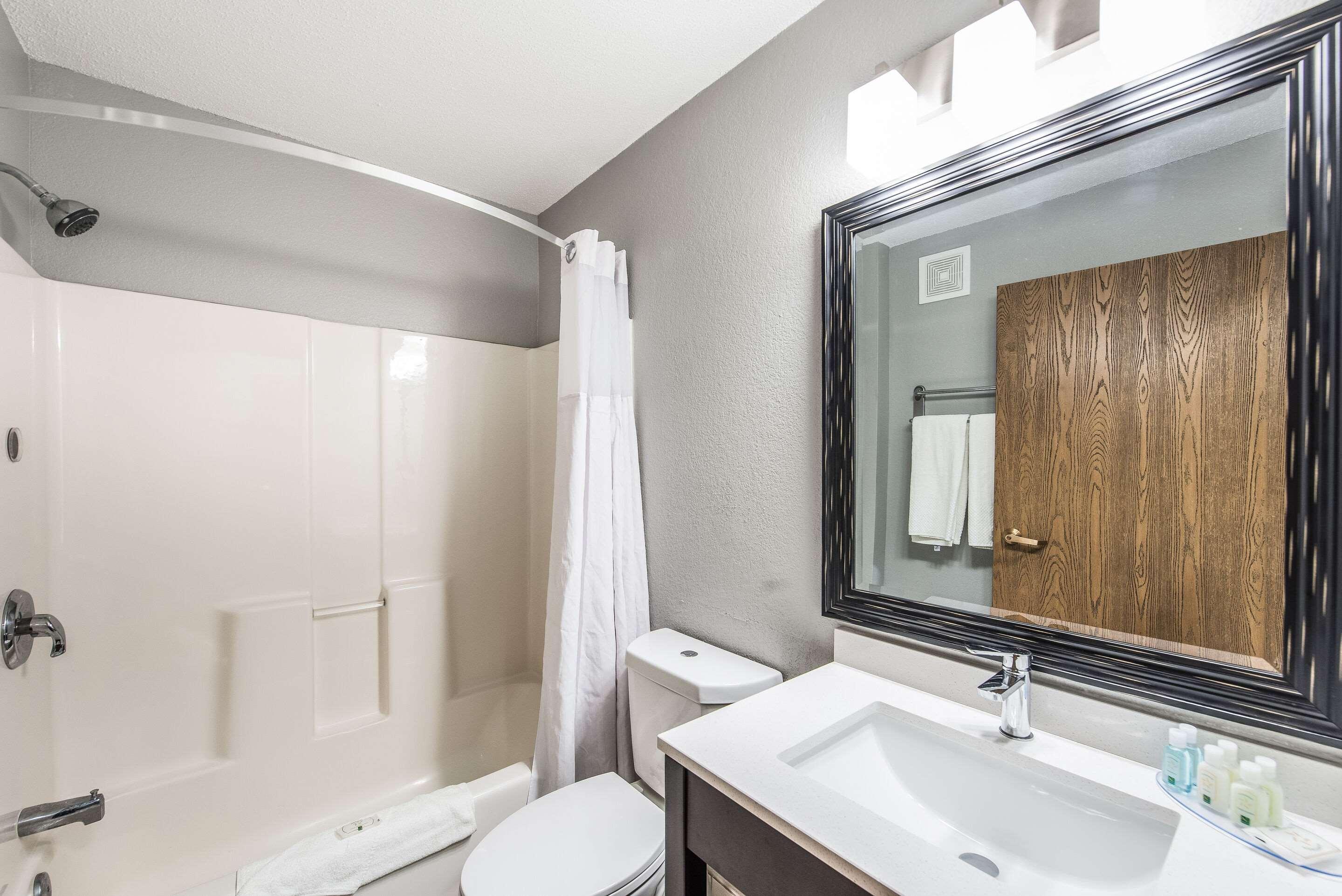 Quality Inn Owatonna Near Medical Center Екстериор снимка