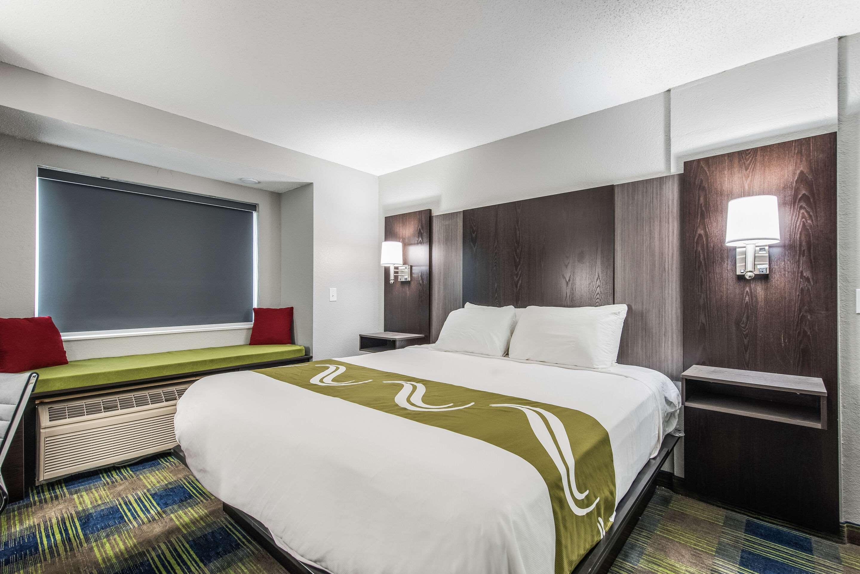 Quality Inn Owatonna Near Medical Center Екстериор снимка
