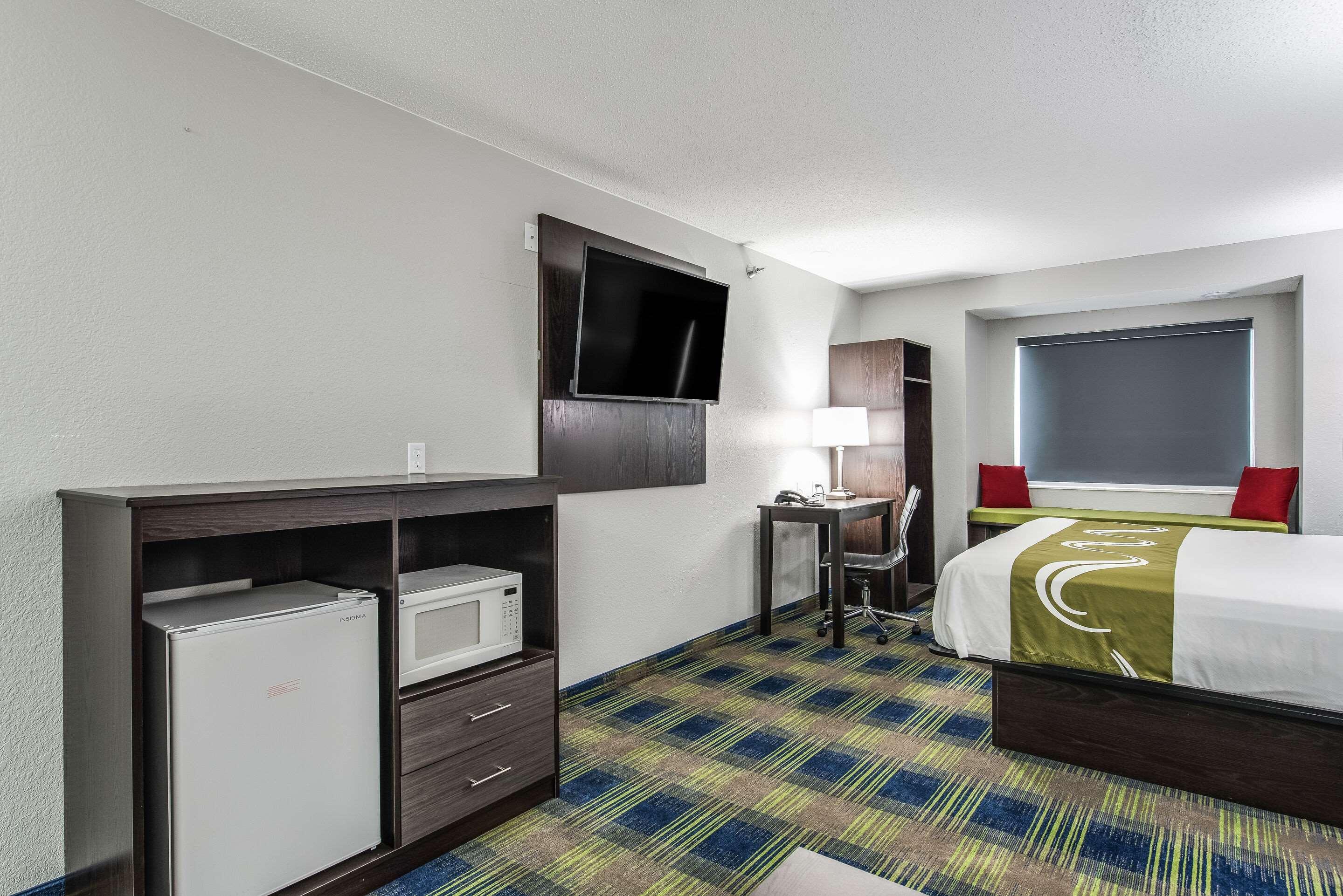 Quality Inn Owatonna Near Medical Center Екстериор снимка