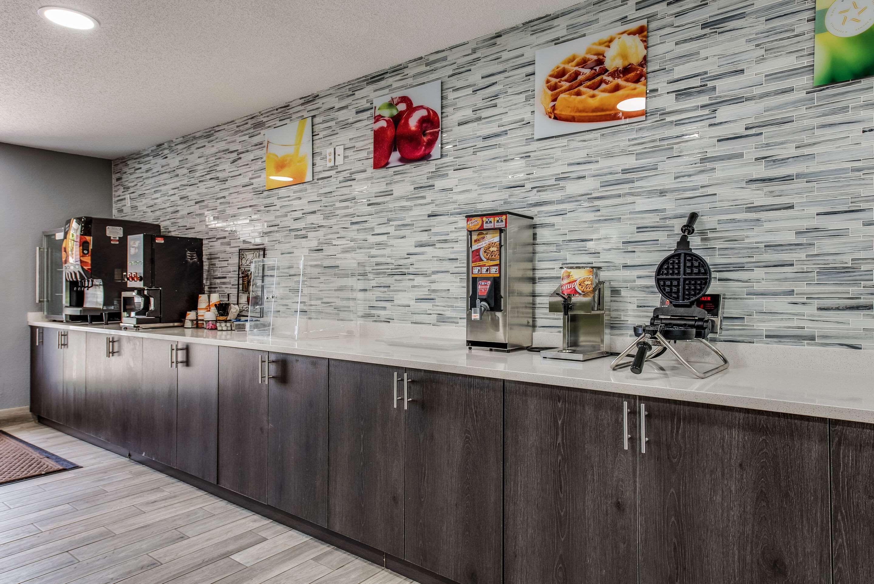 Quality Inn Owatonna Near Medical Center Екстериор снимка