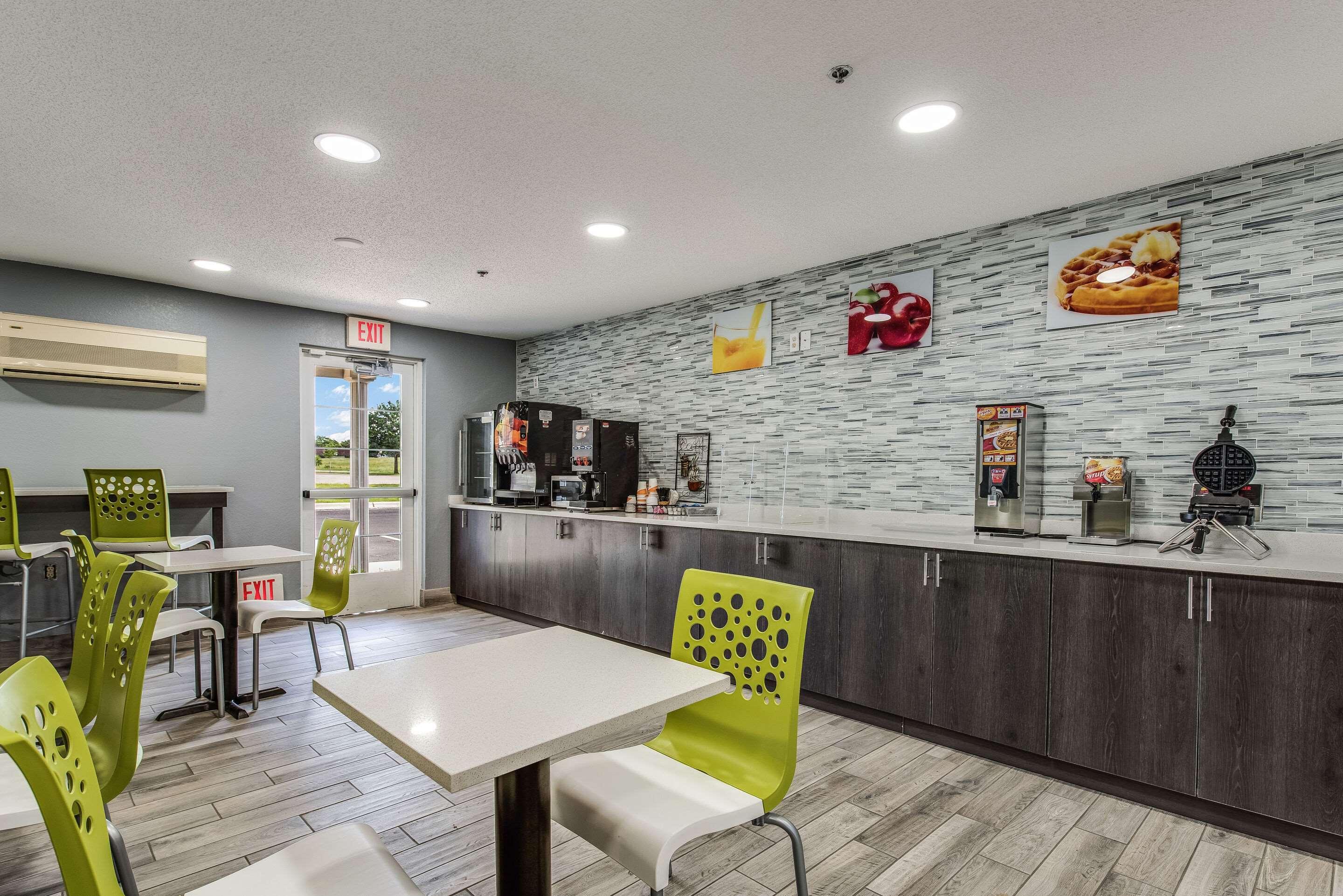 Quality Inn Owatonna Near Medical Center Екстериор снимка